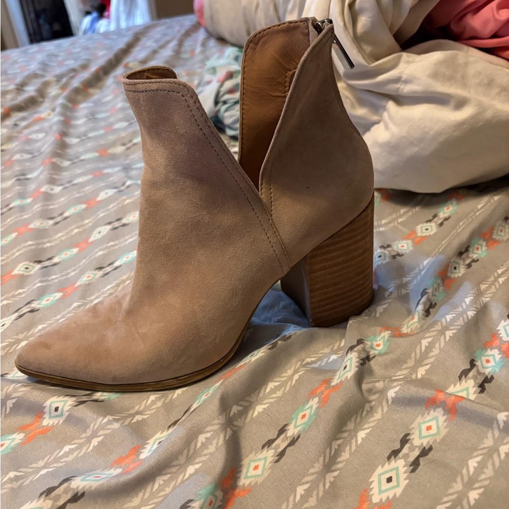 Steve Madden Taupe Ankle Booties